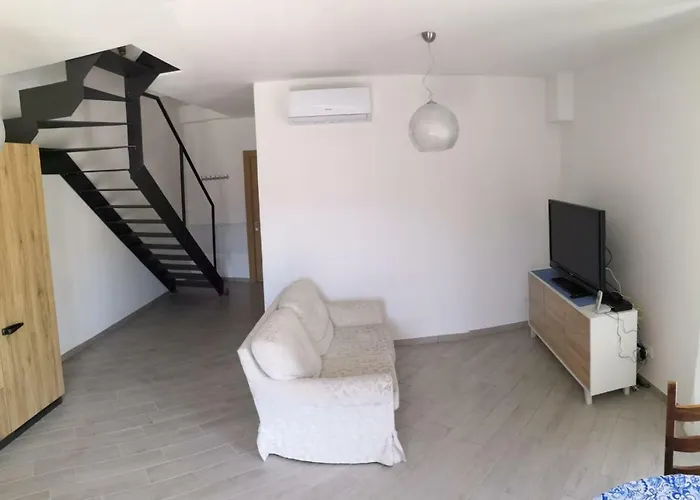 House Levanto